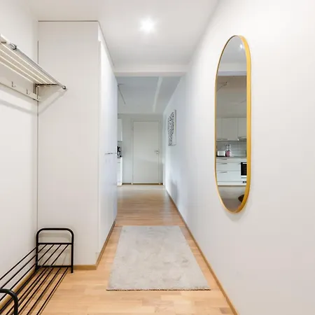 Cosy Family With Parking, Sauna And Balcony شقة *